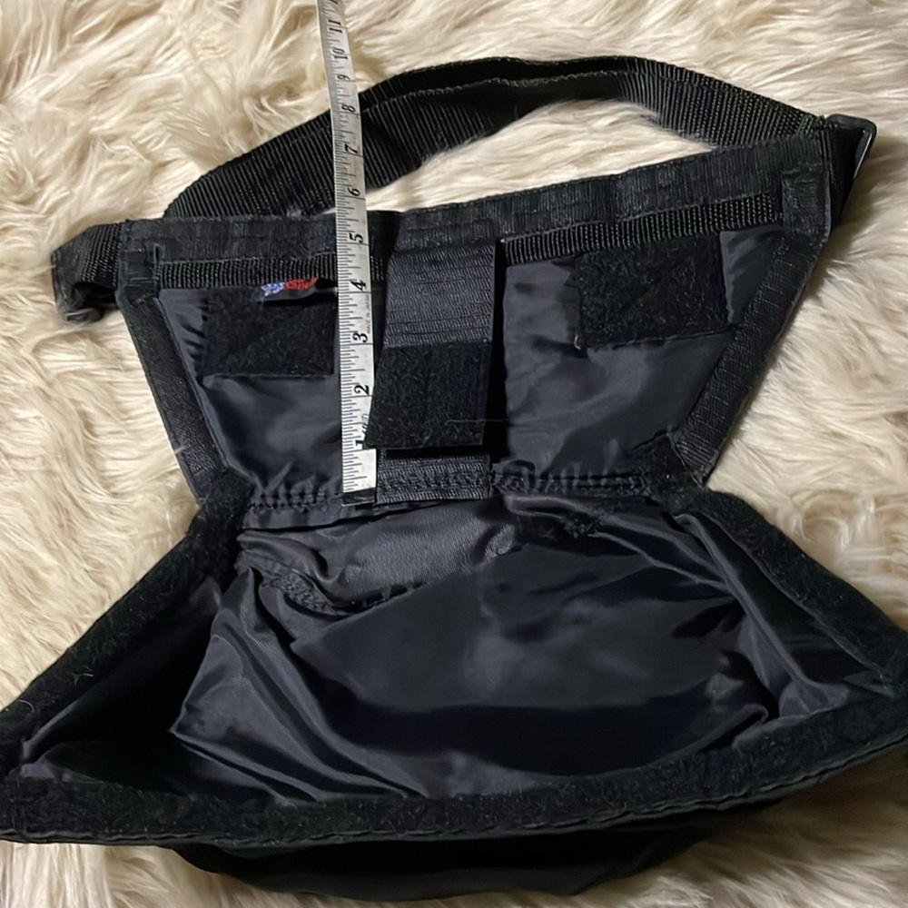 DeSantis Fanny Pack - Picture 5 of 7